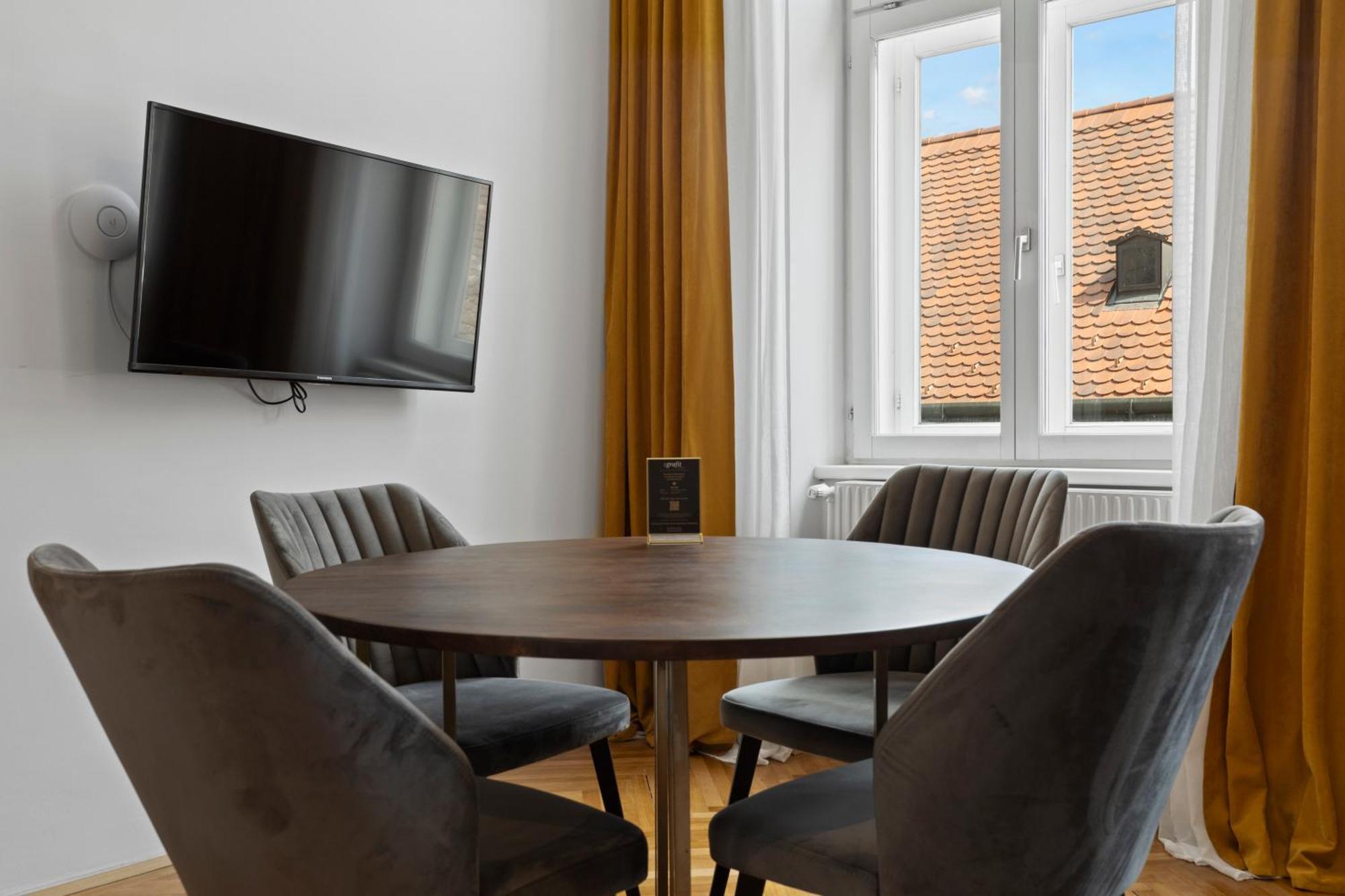 Sgrafit Apartments - Self Check-In Retz Eksteriør billede