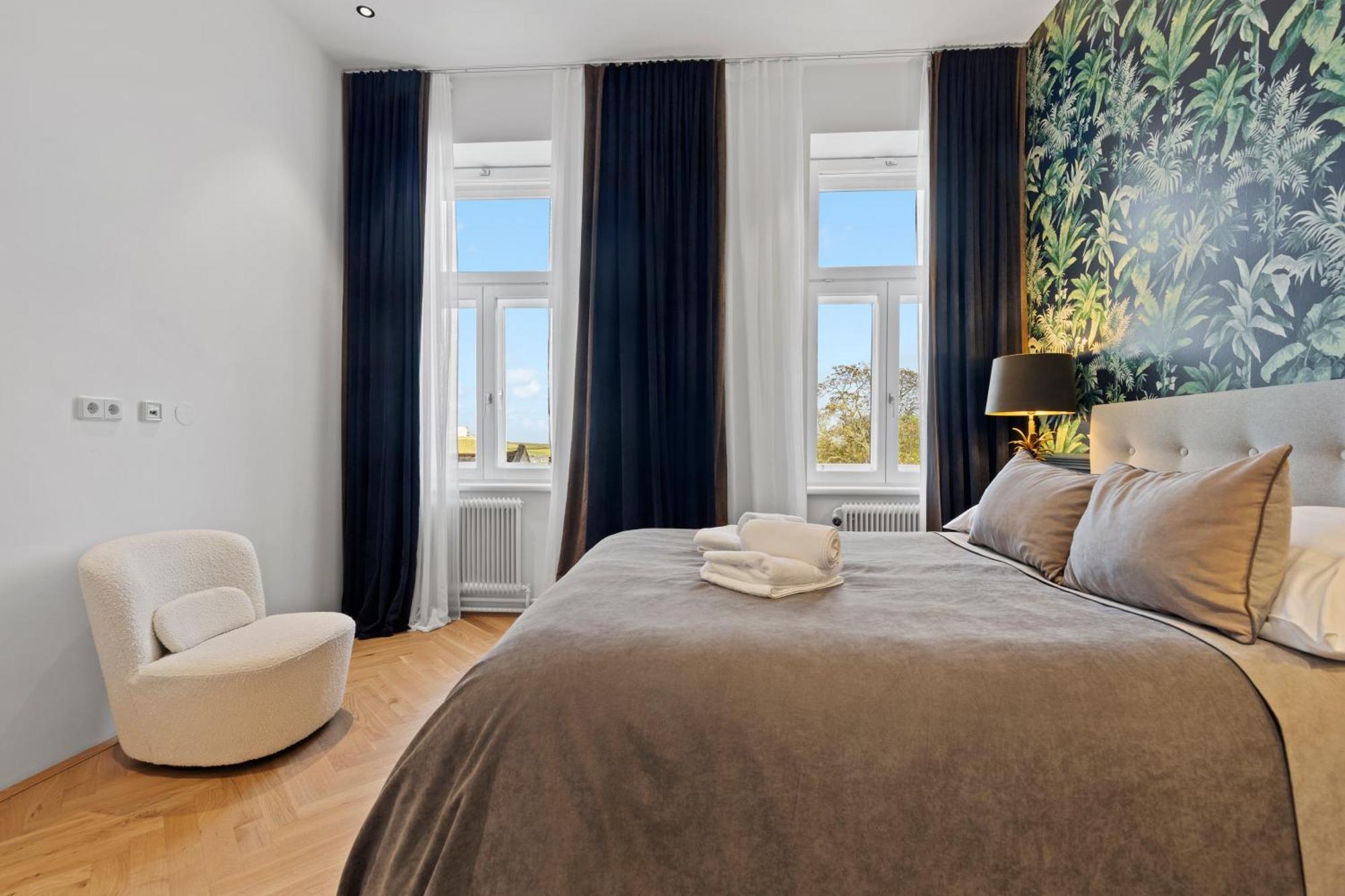 Sgrafit Apartments - Self Check-In Retz Eksteriør billede