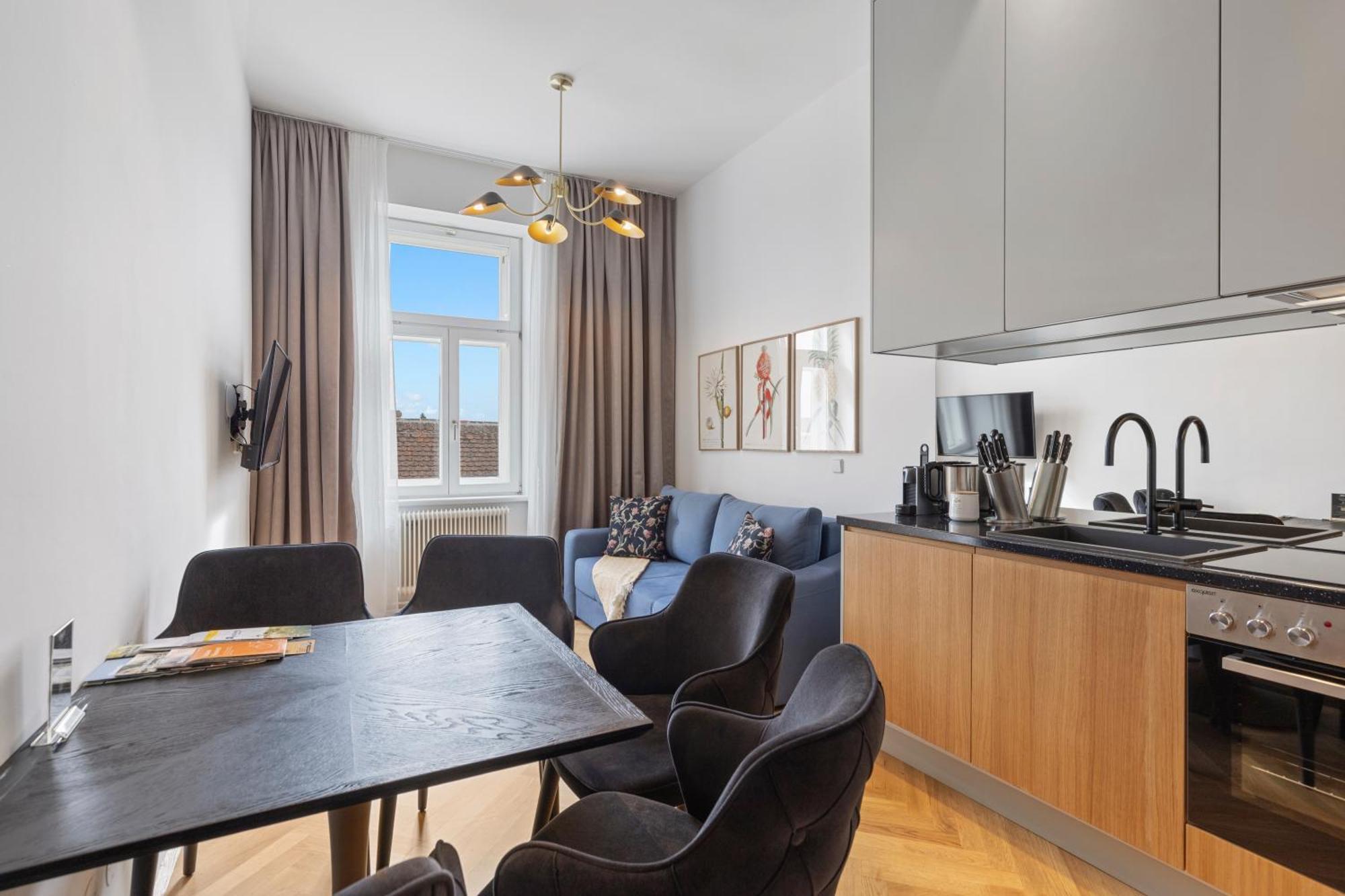 Sgrafit Apartments - Self Check-In Retz Eksteriør billede